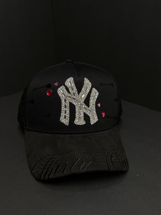 THIRTYONE ONE HATS NY LOVESTRUCK VALENTINE EDITION