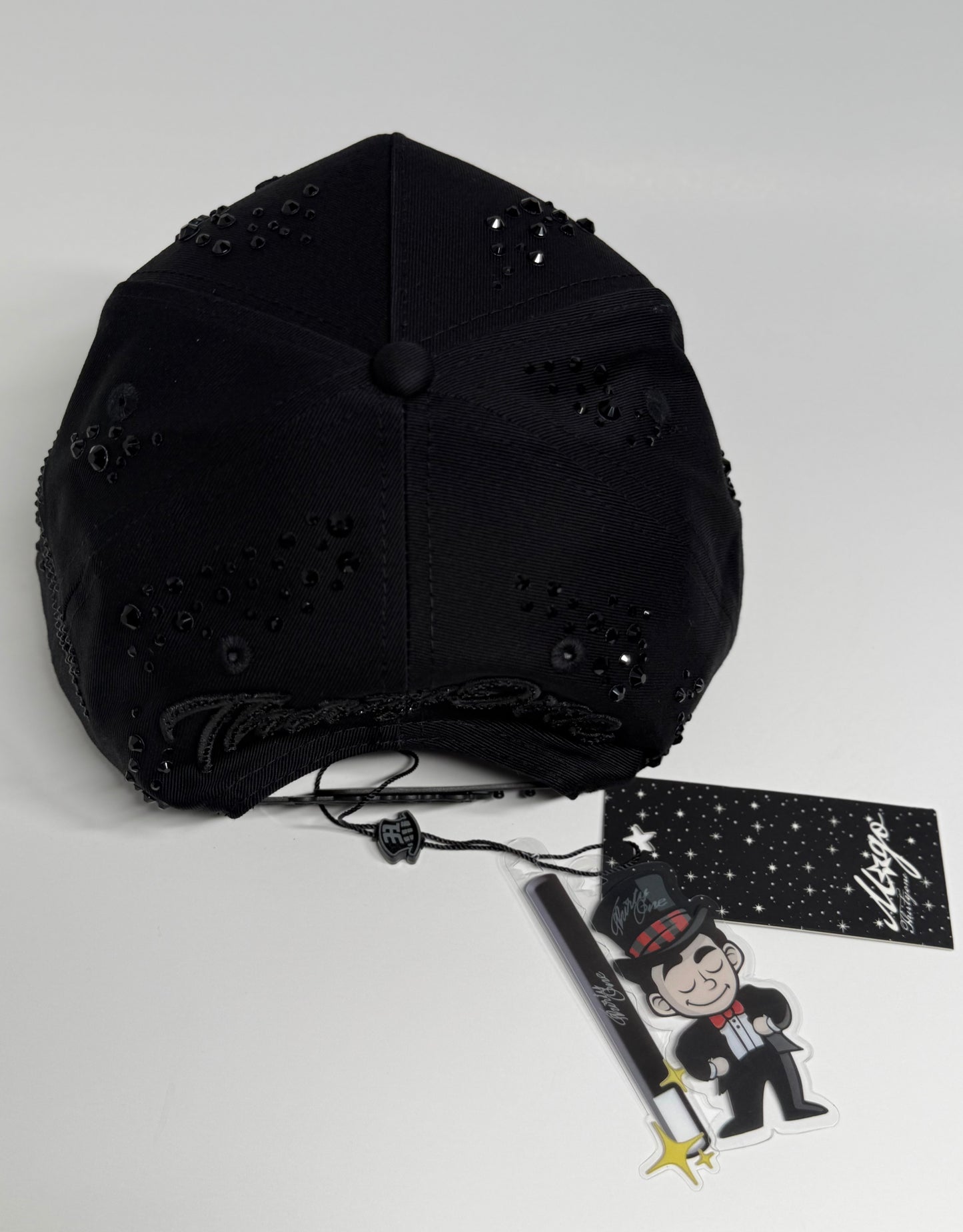 Thirty One Hats “ El Mago “ Total Black