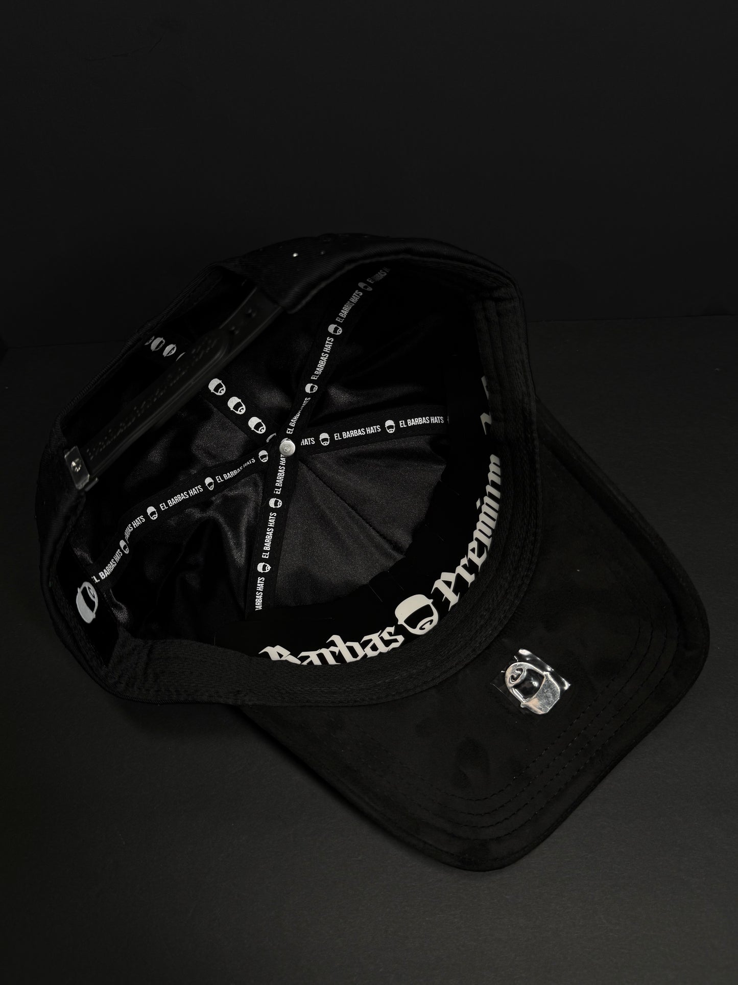 BARBAS HATS - PLATINUM SNOWFLAKE