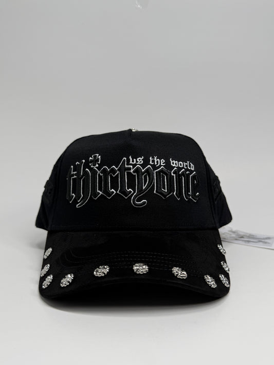 ThirtyOne "31 vs The World" Premium Chrome Studded Snapback Hat – Matte Black