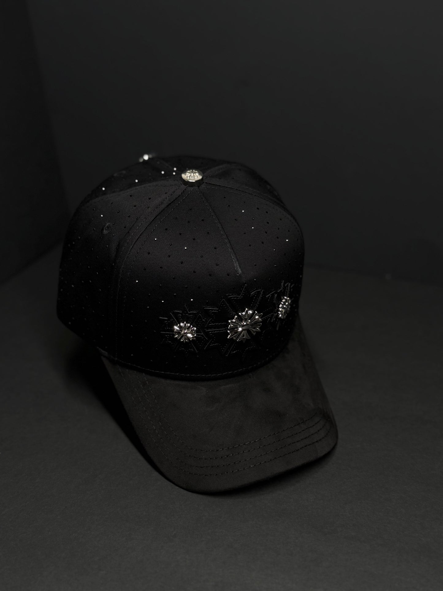 BARBAS HATS - PLATINUM SNOWFLAKE